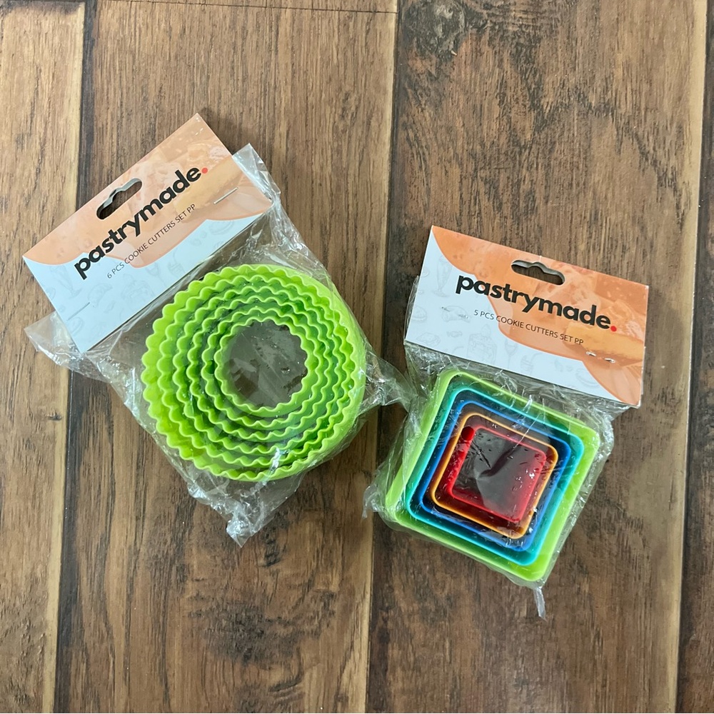 Pastry Lime Green and Multicolor Nesting Cookie Cutter Sets - Pastry